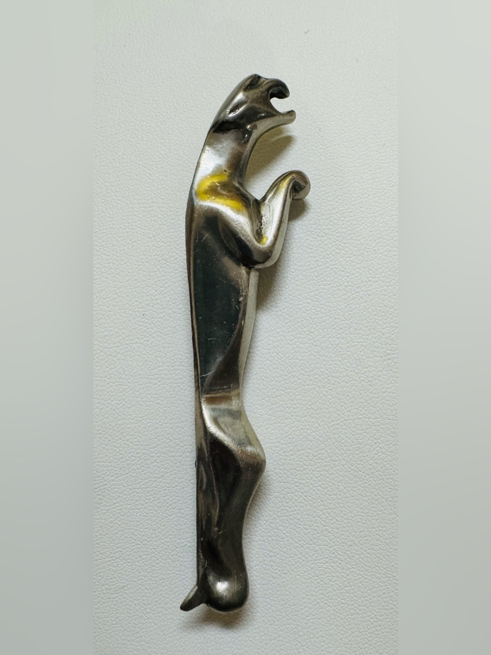 Jaguar Leaping Brooch Pin - Silver-Tone - Picture 4 of 6